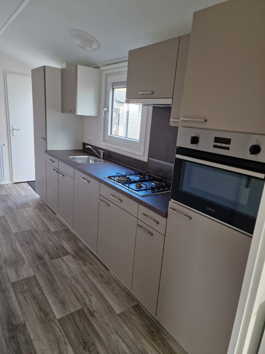 692B2E70-52FB-4F38-B72D-F12FF5DC87DE-1.jpg Casa Movel T3