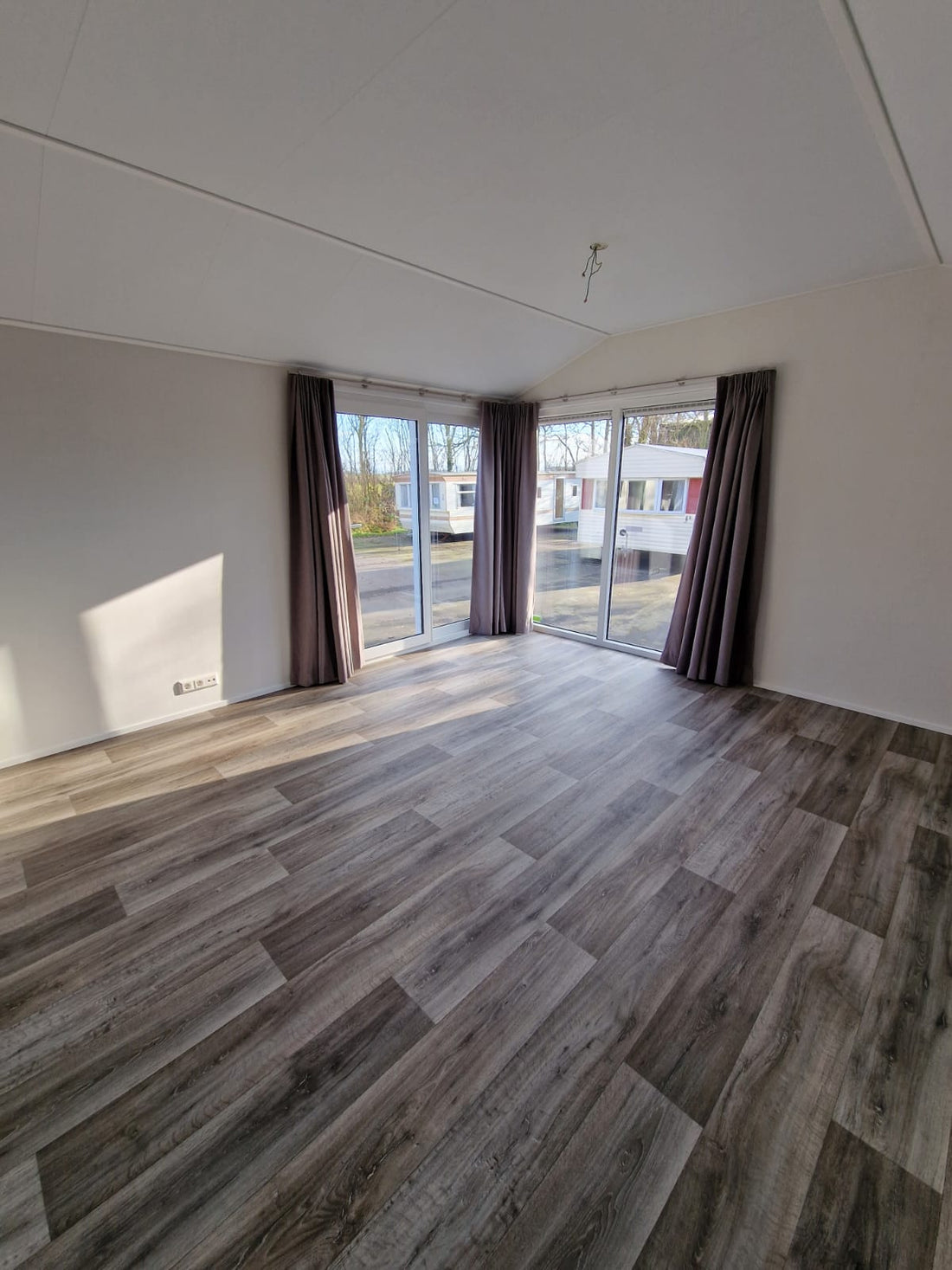867B2D2D-E5FD-4885-AFE4-6531B239557D-1.jpg Casa Movel T3