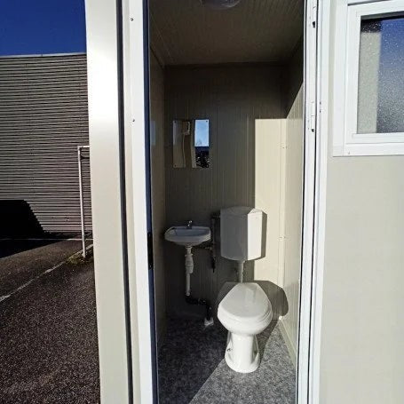 9ef44d0271fe4757b003121c96414c81.jpg Módulo Sanitario S1 Nuevo con WC y Lavatorio