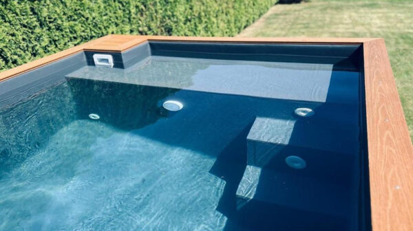 Pool Spa Contenedor 3.0mx 2.5m con jacuzzi paquete confort