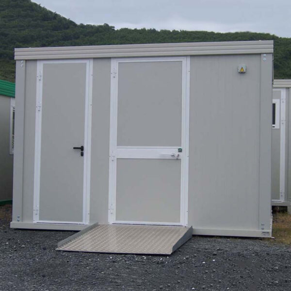 SANITARY BLOCK NINE PMR with toilet PMR, LAVABO PMR, WINE STANDARD AND LAVE-MAIN