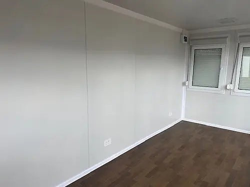 f633d2e88f23446faa2527a03d8c23ed.jpg Contentor de oficina portátil con ventanas panorámicas ( Ref: C3301 )