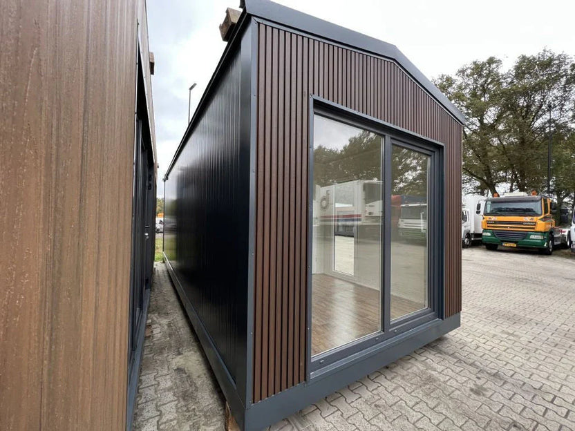 Contenedor de oficina residencial de 24 m2