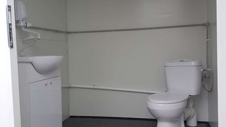 Reboque Sanitario con baño doble