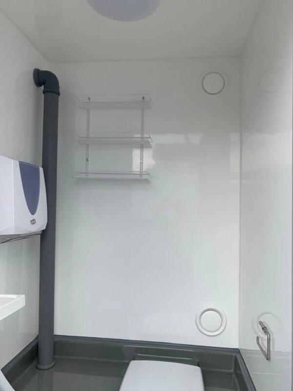 Contenedor WC con Cisterna