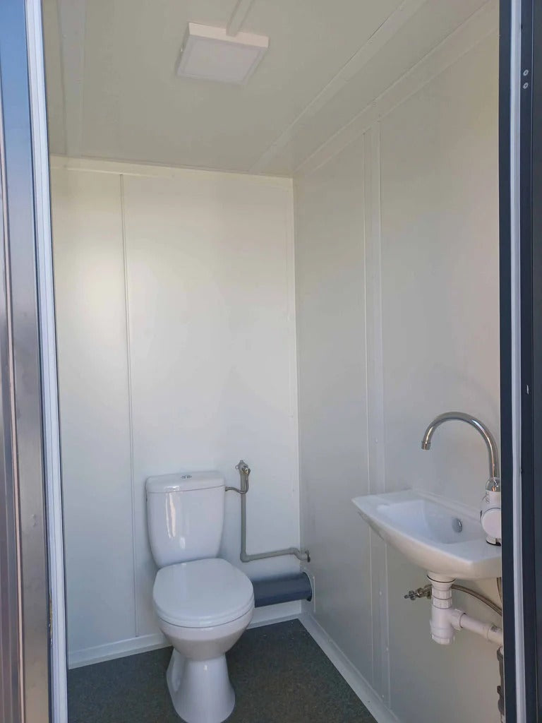 image-5-56.jpg Contenedor Sanitario Doble de 2 Cabines