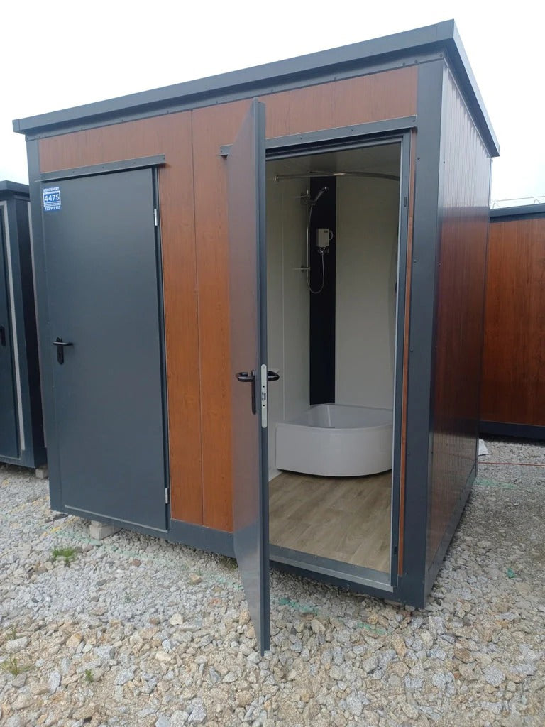 image-5-60.jpg Contenedor Sanitario Doble de 2 Cabinas: WC y barbacoa en un diseño Robusto