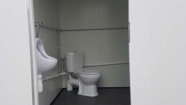 Reboque Sanitario con baño doble