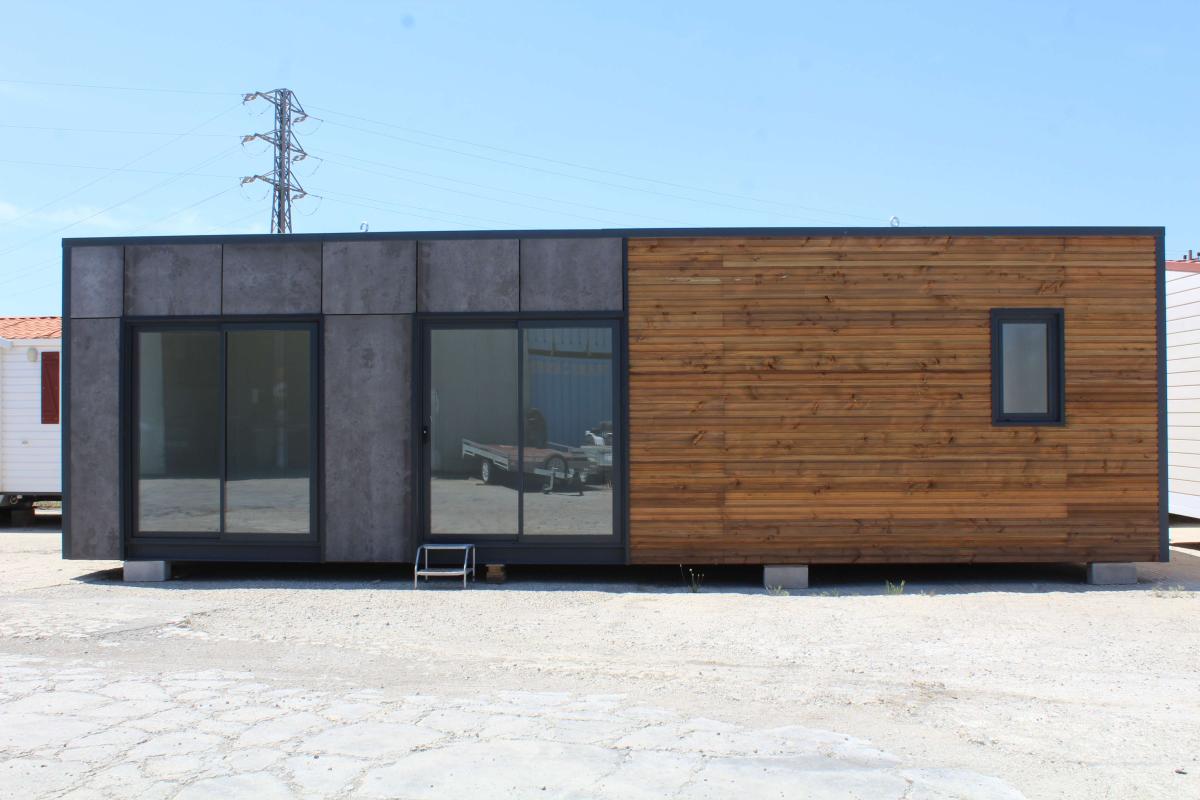 Módulo KVIP diáfano forrado en madera y viroc ( Ref: 26011 )