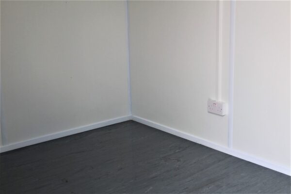 Contenedor de oficina de 20 pies con 2 ventanas (Ref:1096)