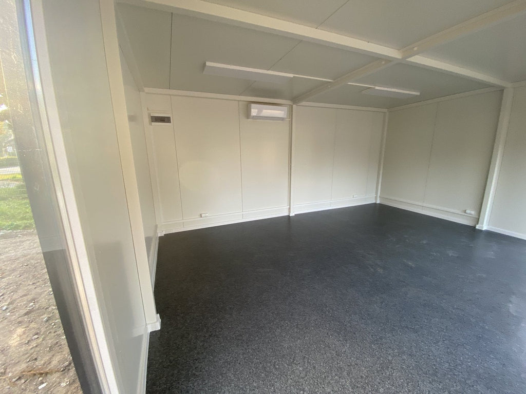 Contentor de oficina tipo «London» 6,00 x 5,00 m