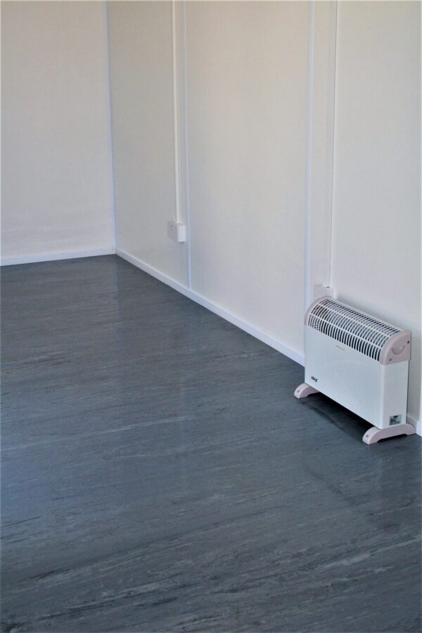 Contenedor de oficina de 20 pies con 2 ventanas (Ref:1096)