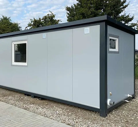 Contenedor de oficina 6,00 X 2,40 con WC, Chuveiro y Cocina ( Ref: 2390 )