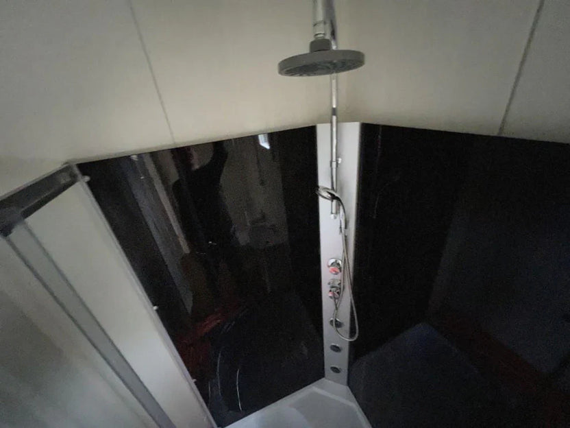 Contenedor de oficina residencial de 24 m2
